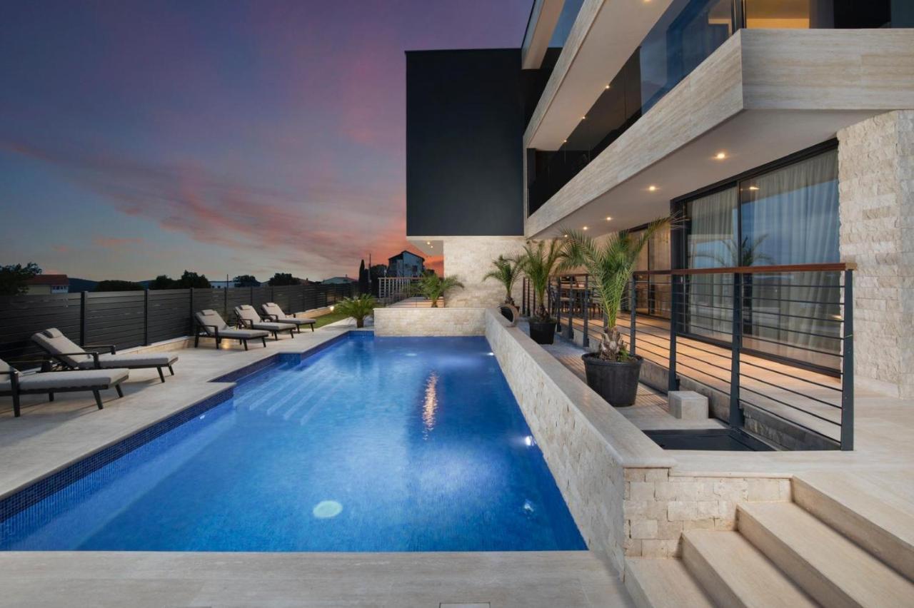 Boutique Apartments Kristo Medulin Ngoại thất bức ảnh